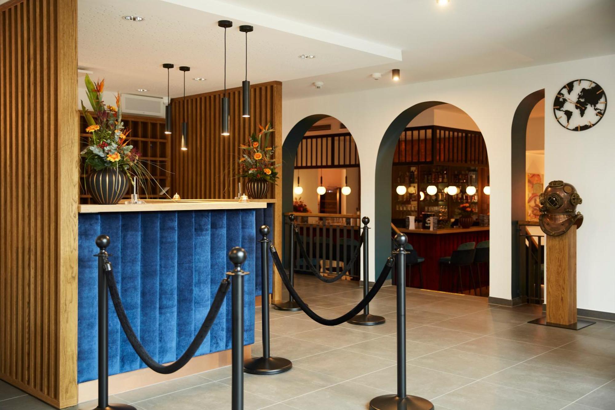 Grand Hotel Nautimar 比苏姆 外观 照片